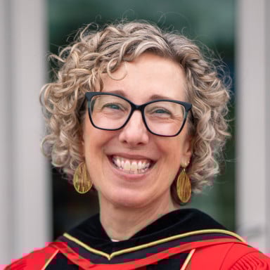 Jeannine Diddle Uzzi headshot