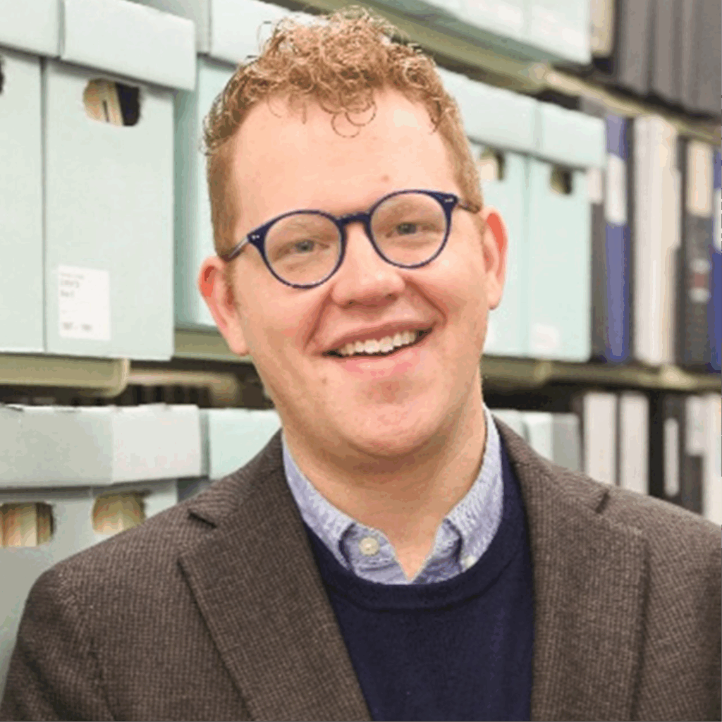 Devin Manzullo-Thomas