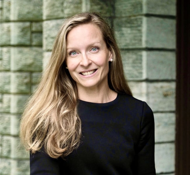 Headshot of Jessica Riddell